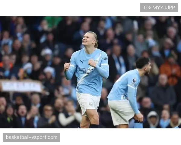 哈兰德与亨利英超进球效率与战术影响力对比：速度、角色与时代差异如何塑造射手上限