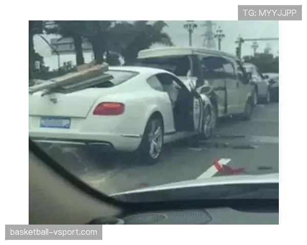 董志豪昨天刚买了辆豪车，队友都看傻了，这日常谁顶得住啊？